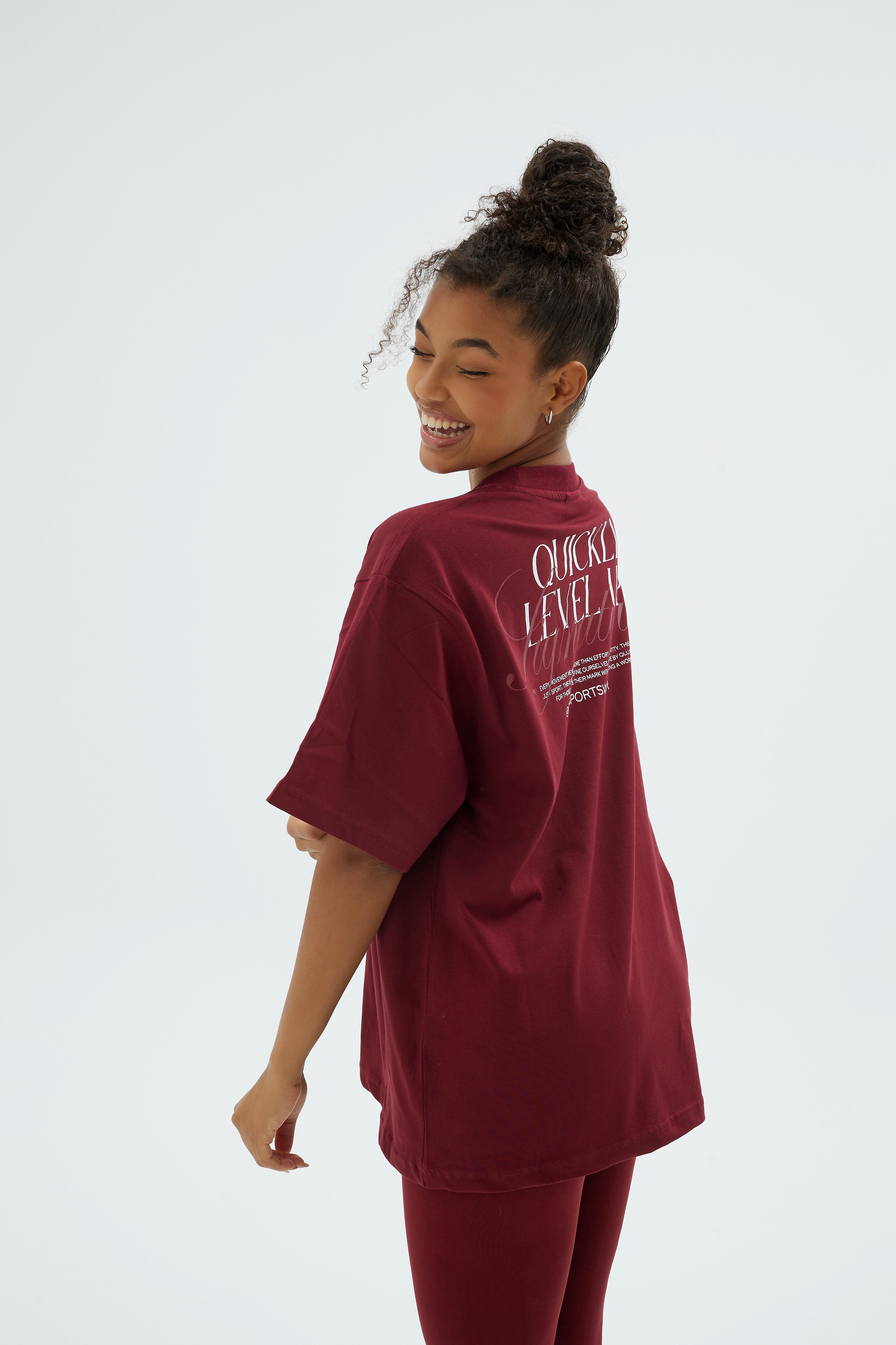 Rise Collection Kadın Overlay T-Shirt – Velvet Red
