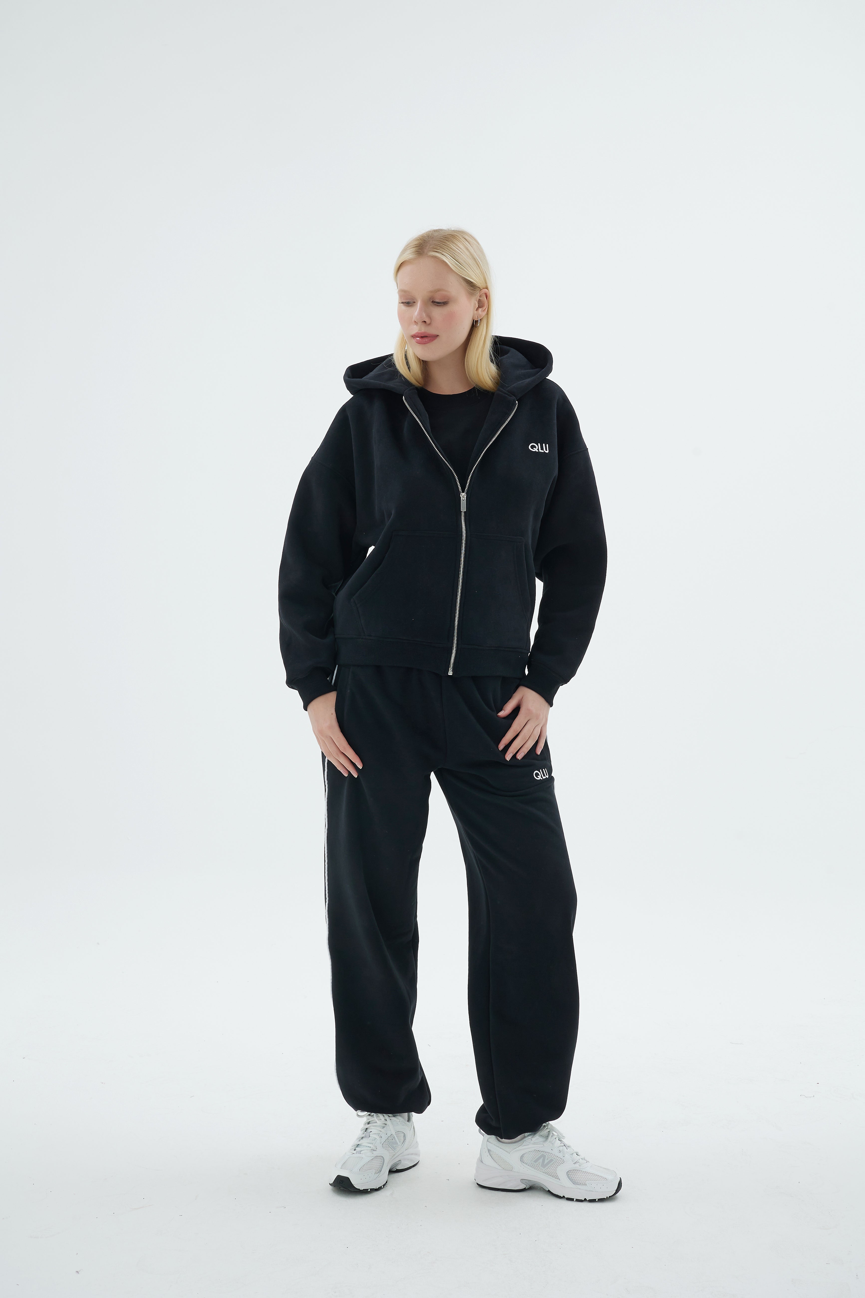 Rise Collection Kadın Line Jogger – True Black