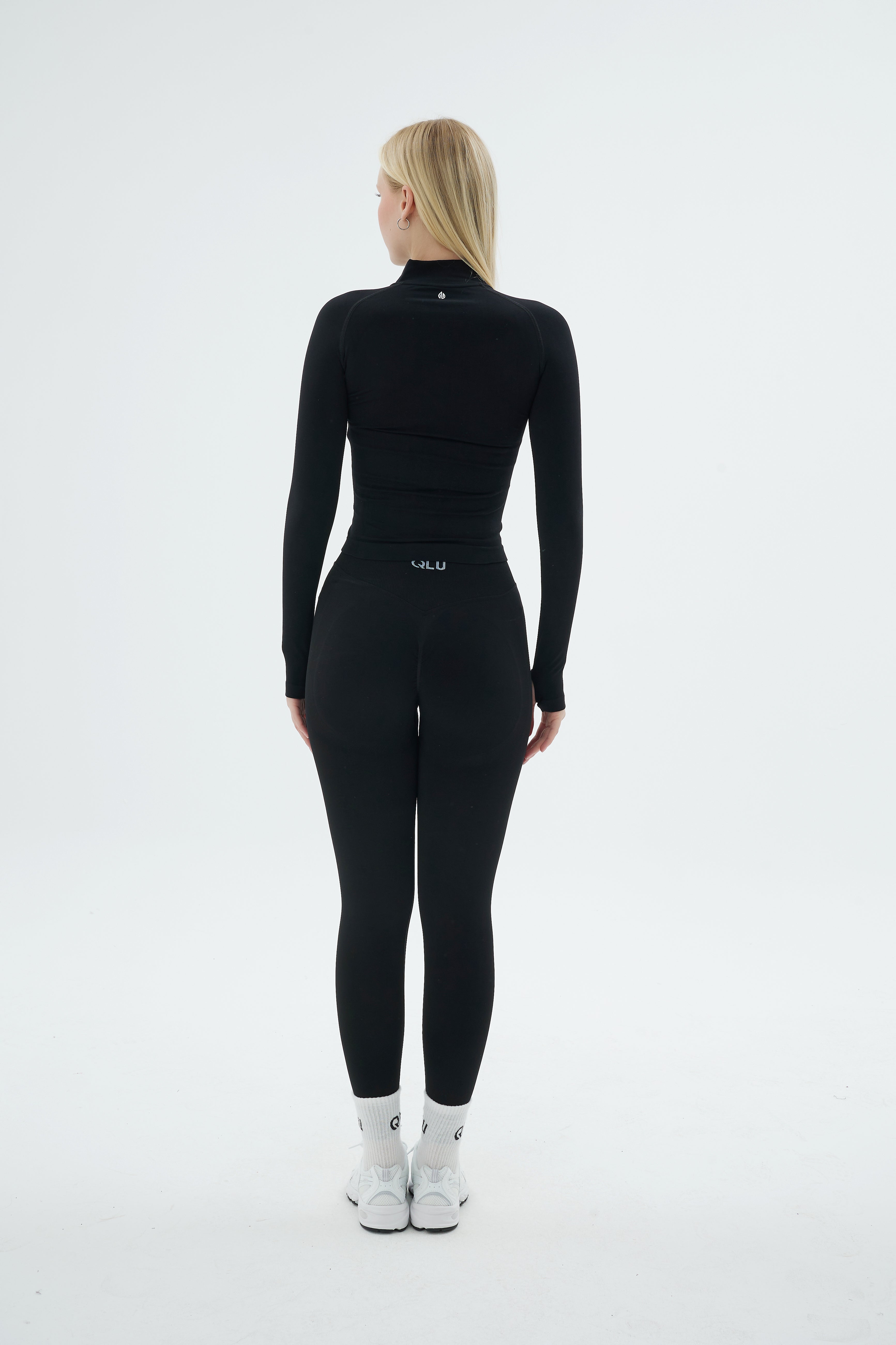 Rise Align Jacket - True Black