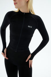 Rise Align Jacket - True Black