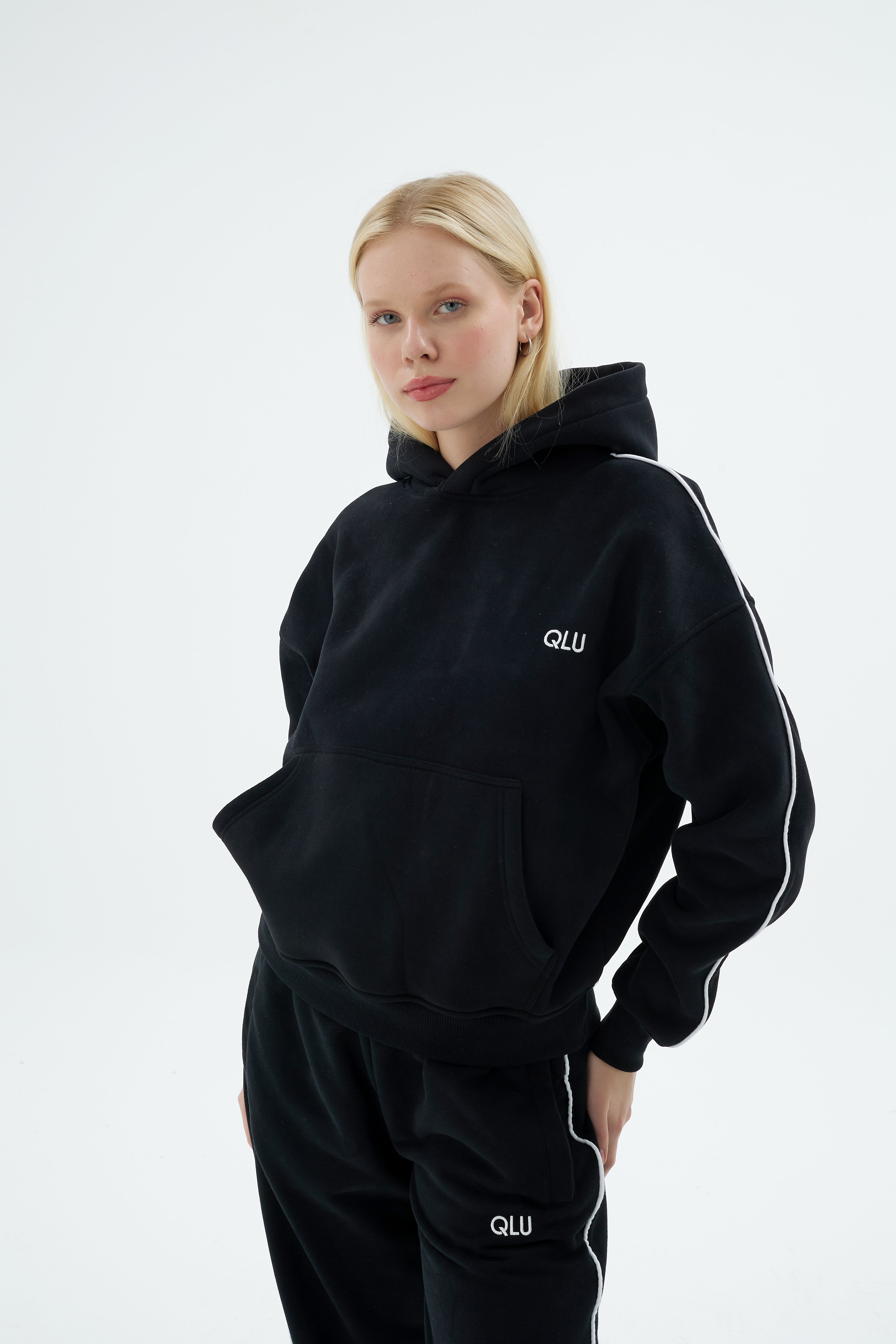 Rise Collection Kadın Line Hoodie – True Black