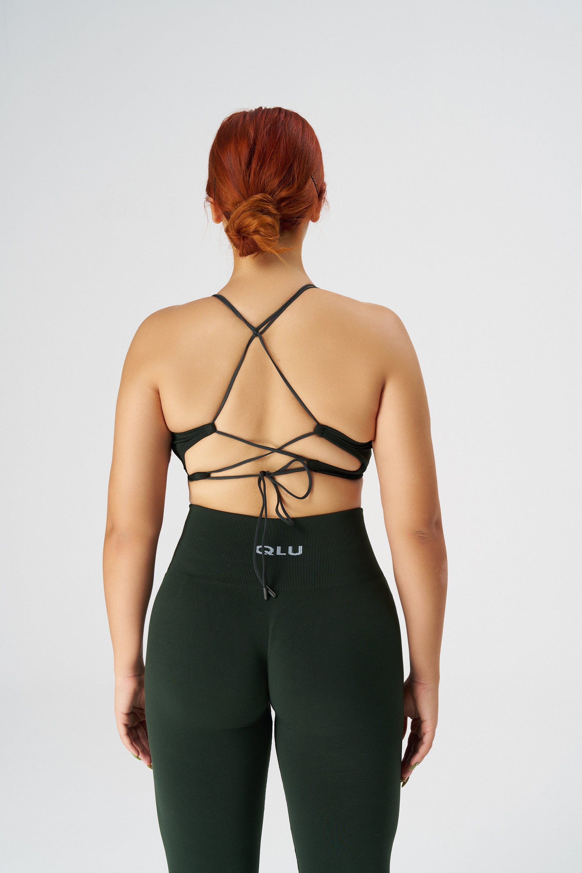 Qlu Attractive Collection Женский Бесшовный/Безшовный Спортивный Бра с Завязками на Спине